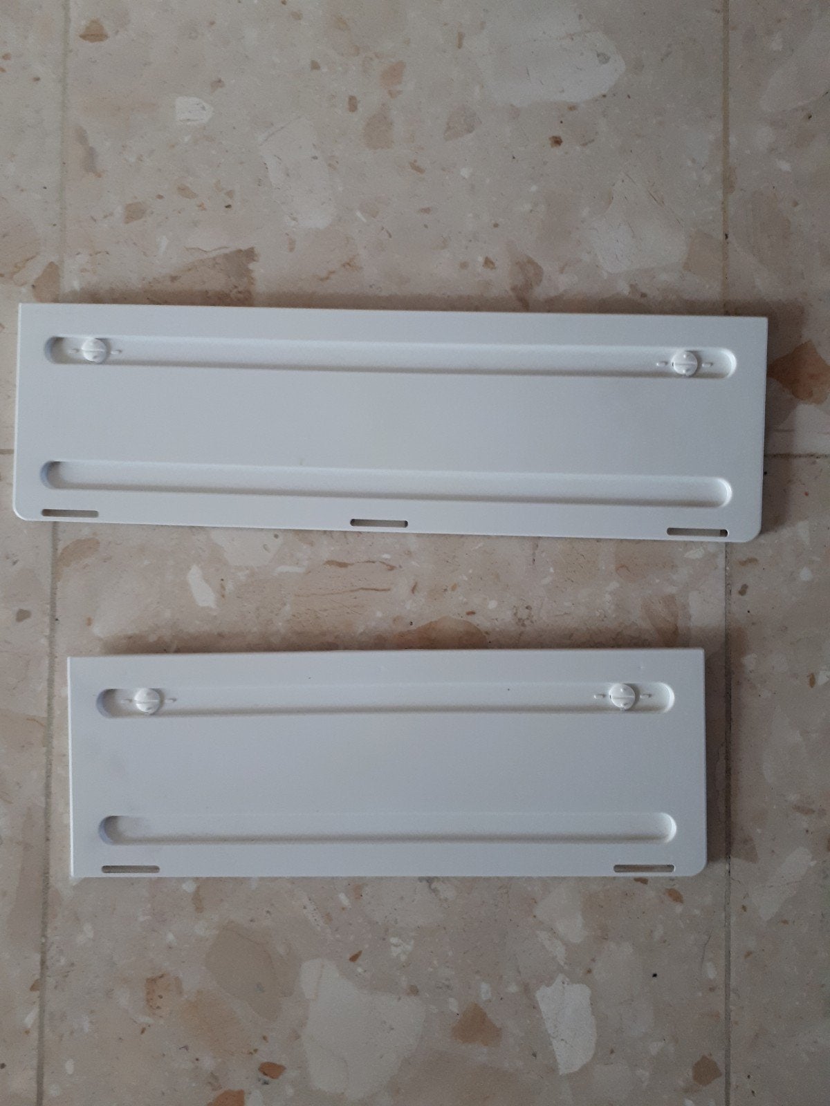 AFDEKROOSTERS 2 STUKS NIEUW VOOR BUITEN OP CARAVAN, Ophalen of Verzenden, Nieuw