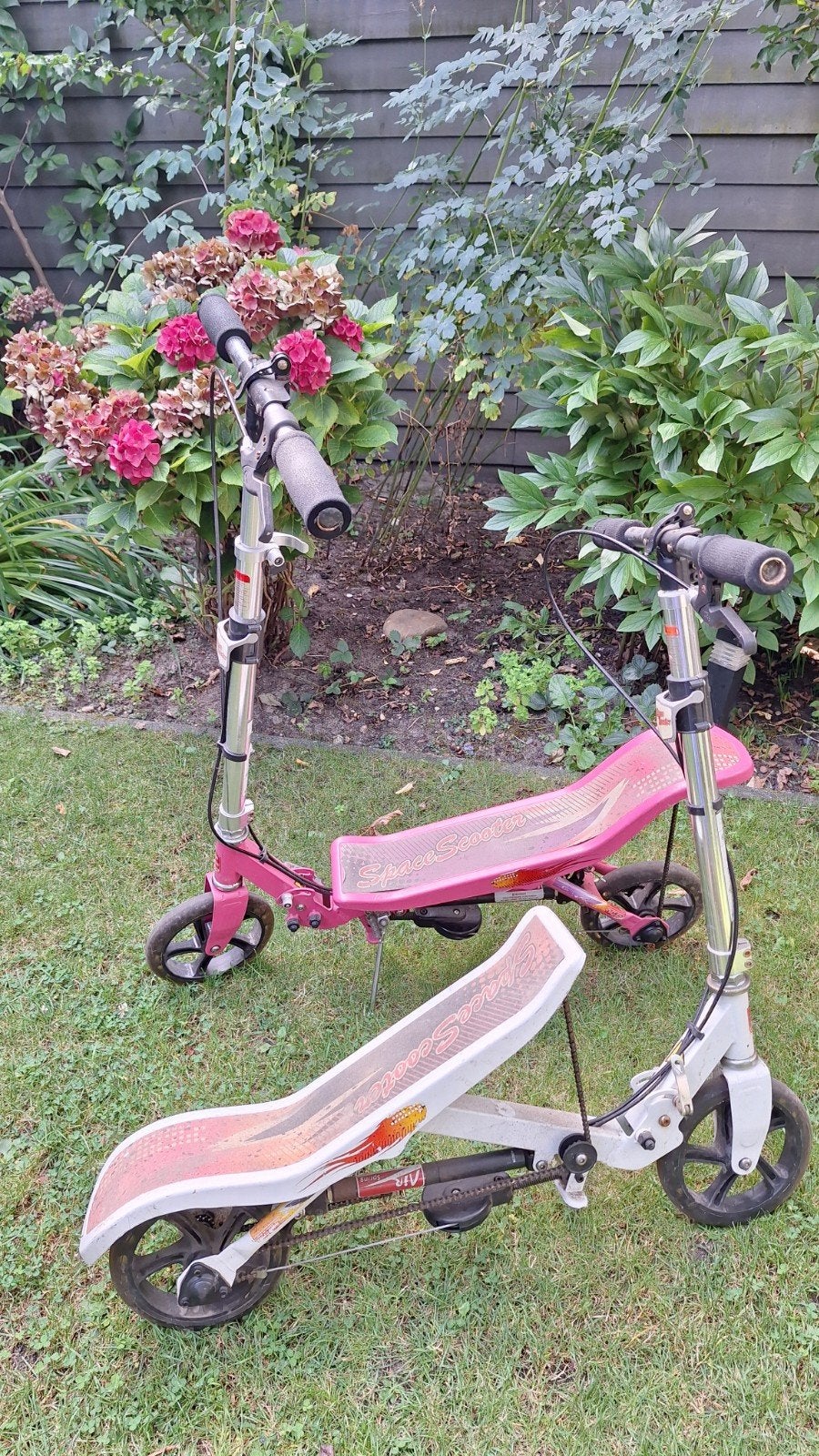 Space Scooter (2 stuks), Ophalen, Gebruikt, Gewone step, Space Scooter