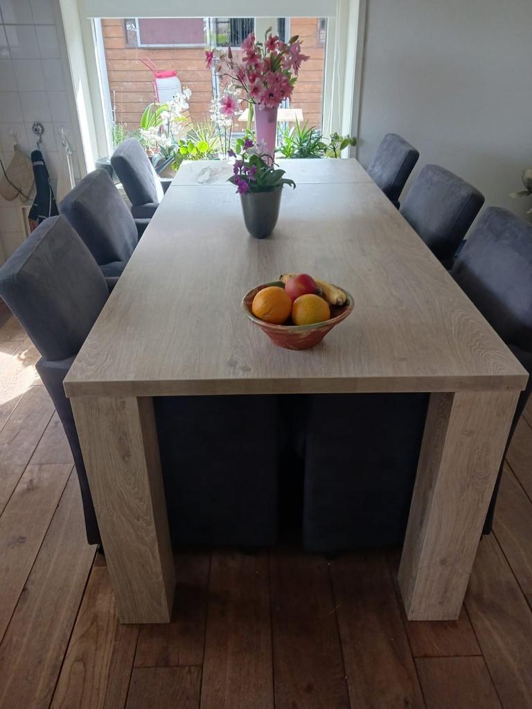 Eettafel met afneembaar gedeelte en 6 luxe stoelen, Ophalen of Verzenden, Zo goed als nieuw, 4 tot 6 stoelen