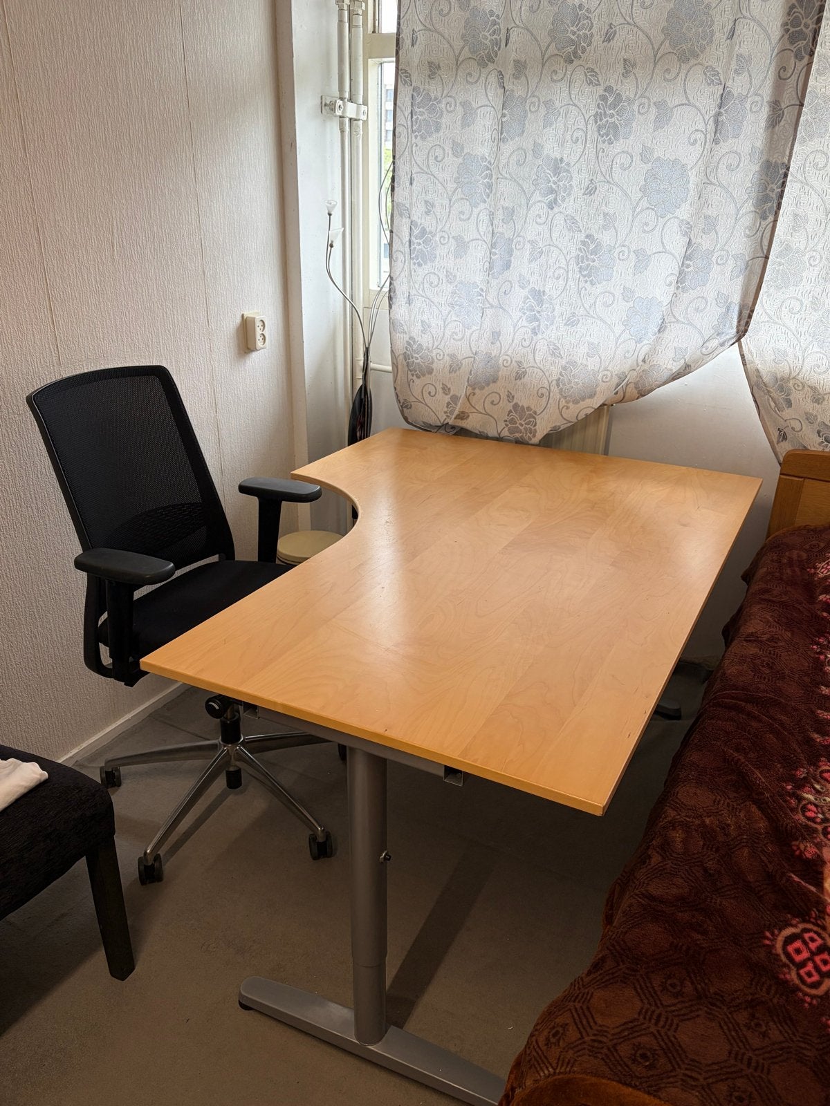 Gispen bureaustoel + groot IKEA houten bureau | Werkplek, Ophalen, 160 cm, Hout, Hoekbureau