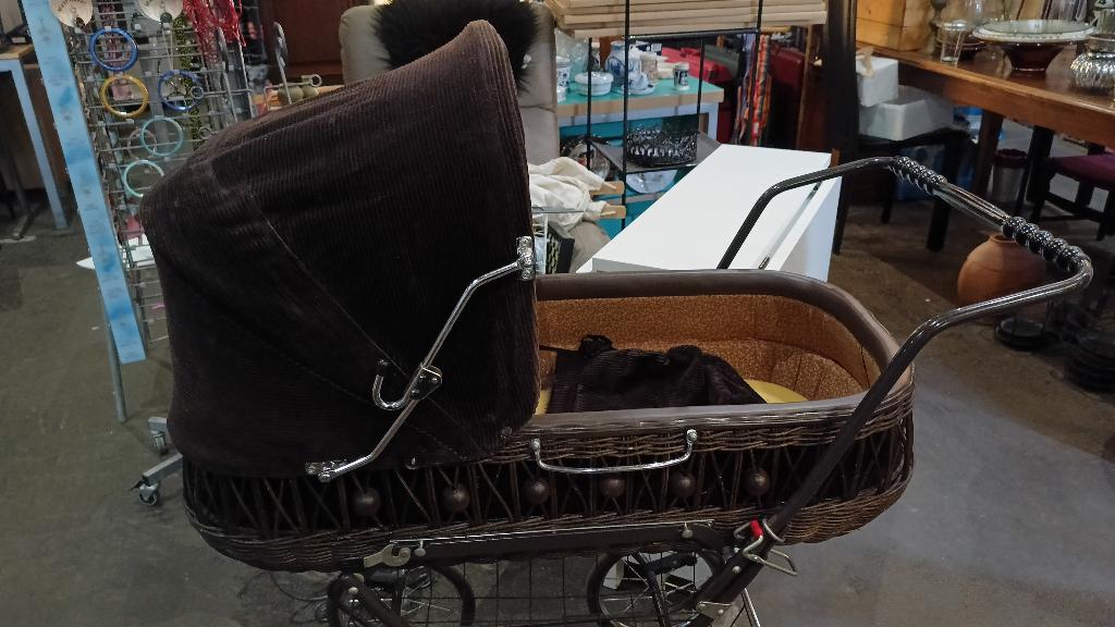 Vintage rieten kinderwagen jaren 60/70, Ophalen, Gebruikt, Kinderwagen, Overige merken