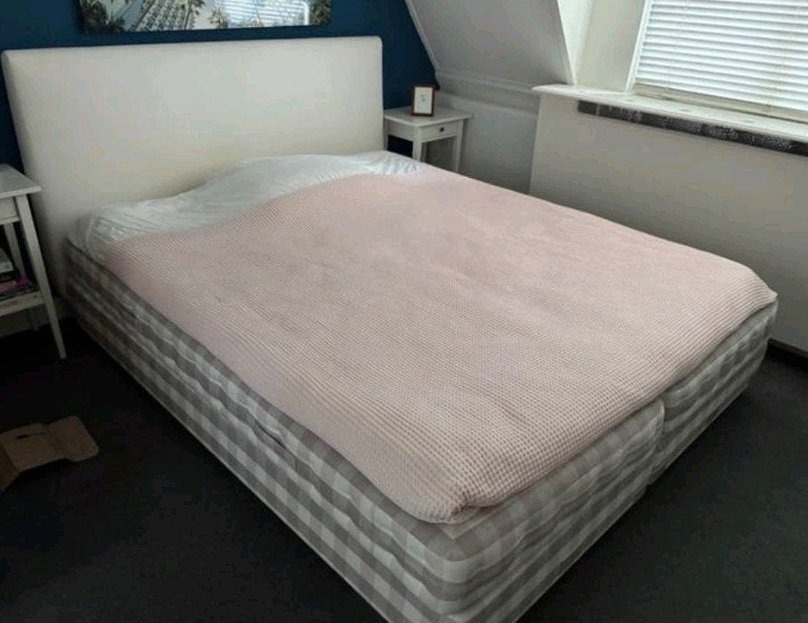 Complete Hastens boxspring set te koop 210 x 180 zgan, Huis en Inrichting, Slaapkamer | Boxsprings, Ophalen, 210 cm, Tweepersoons