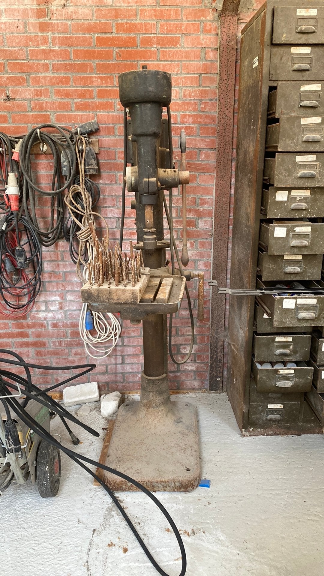 Boormachine, Ophalen, Gebruikt