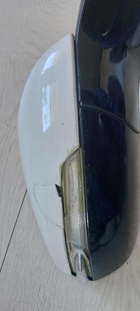 Rechterzijde zijspiegel wit  beschadigd Chevrolet Volt 2012, Ophalen, Gebruikt, Chevrolet