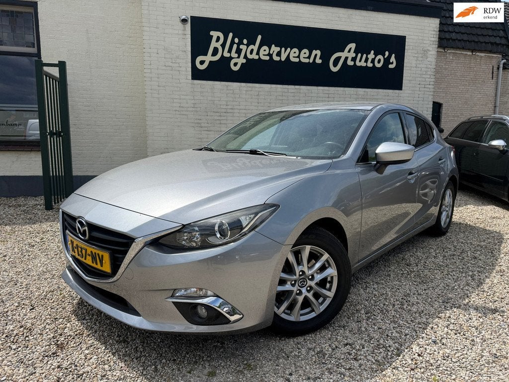 Mazda 3 2.0 TS Camera | Navigatie | Stoel VW | Trekhaak, Voorwielaandrijving, Stof, Gebruikt, 4 cilinders