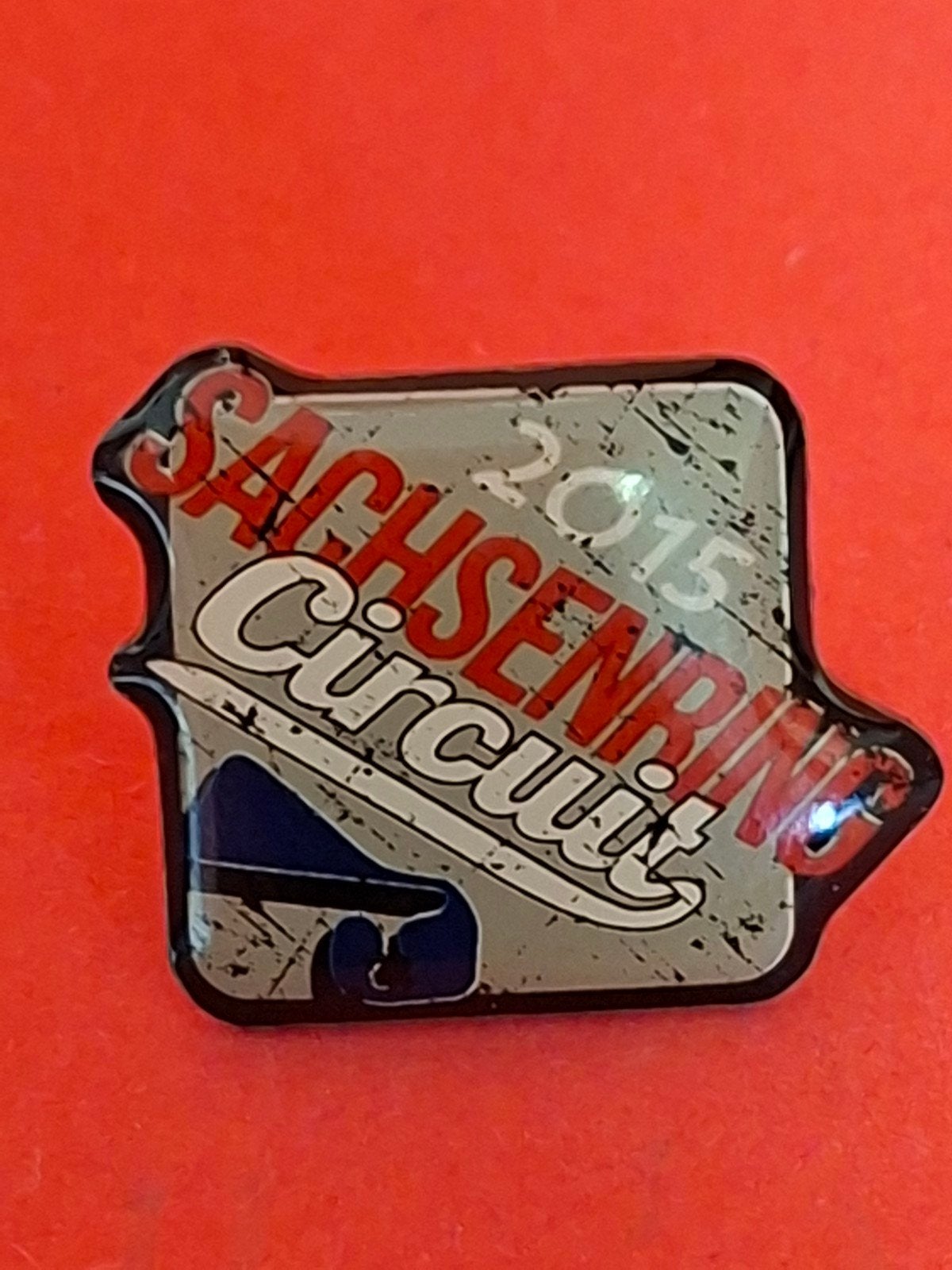 Motorsport PIN SACHSERING. 2015, Verzamelen, Speldjes, Pins en Buttons, Ophalen of Verzenden, Zo goed als nieuw