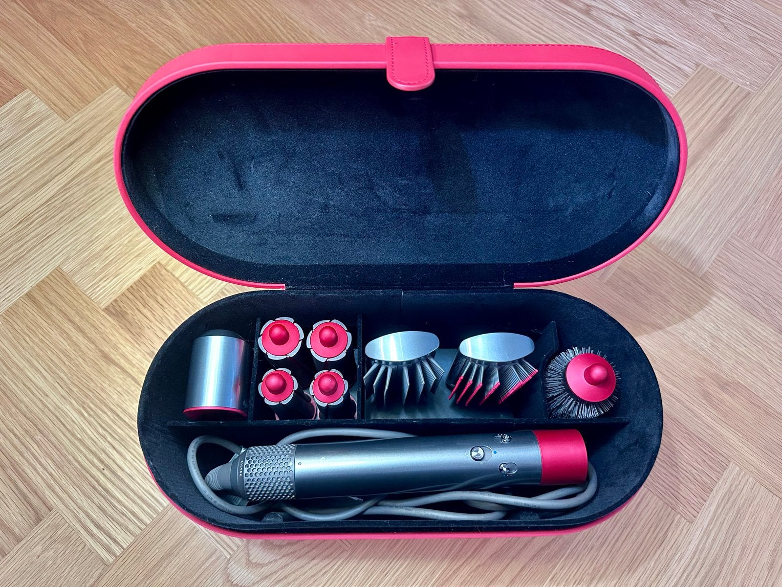 Dyson Airwrap Multi Styler limited edition incl. Diffuser, Ophalen of Verzenden, Zo goed als nieuw, Haarverzorging