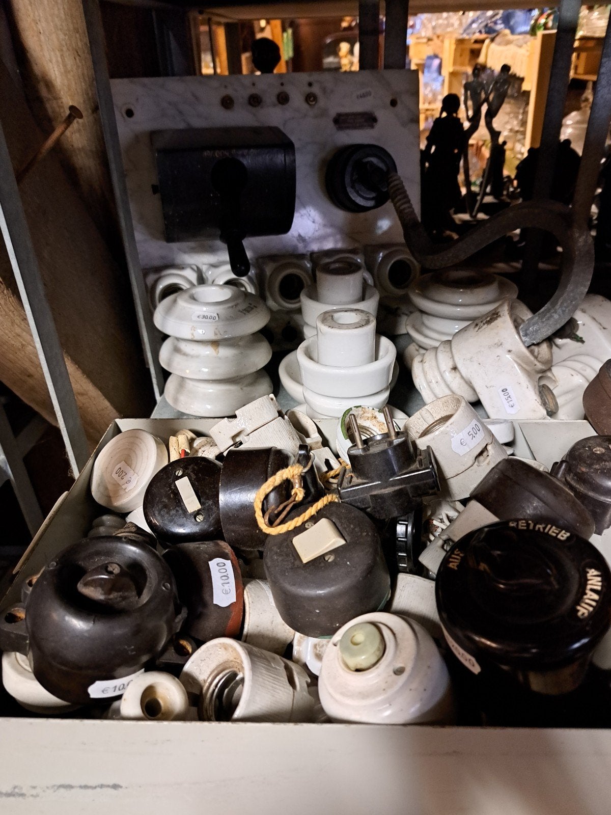 Oude elektriciteitspaal onderdelen, Ophalen of Verzenden