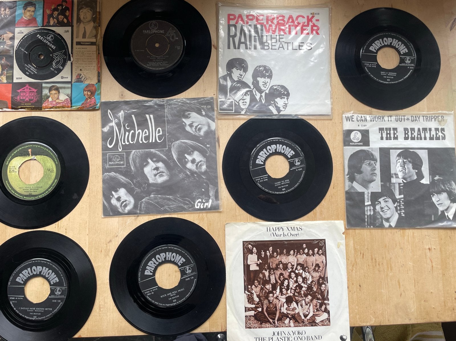 11 Beatles en John & Yoko 7 inch singles collectie, Gebruikt, Originele persing, 7 inch, Ophalen of Verzenden