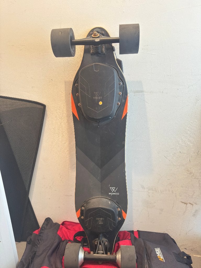 WOWGO 3 skateboard electrisch, Sport en Fitness, Skateboarden, Ophalen, Gebruikt, Skateboard, Longboard