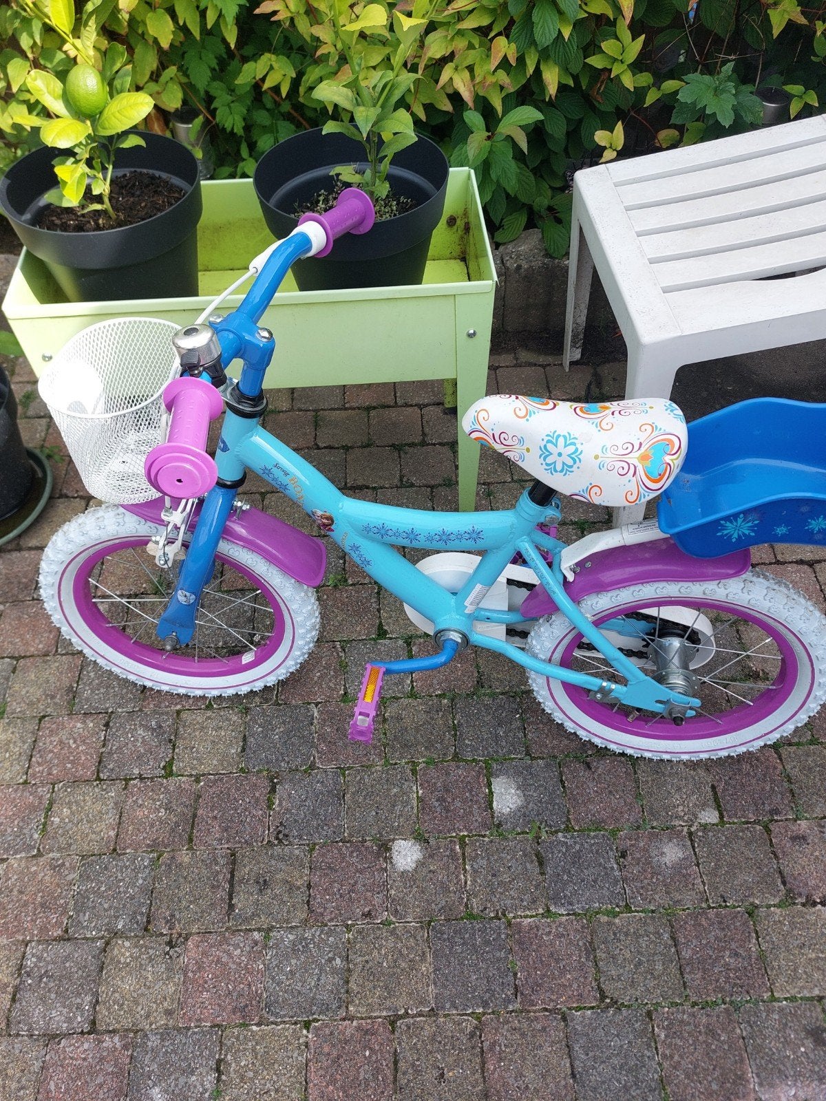 Z.g.a.n Frozen 16 inch meisjesfiets met mand en poppenzitje, Terugtraprem, Gebruikt, Ophalen of Verzenden, Handrem