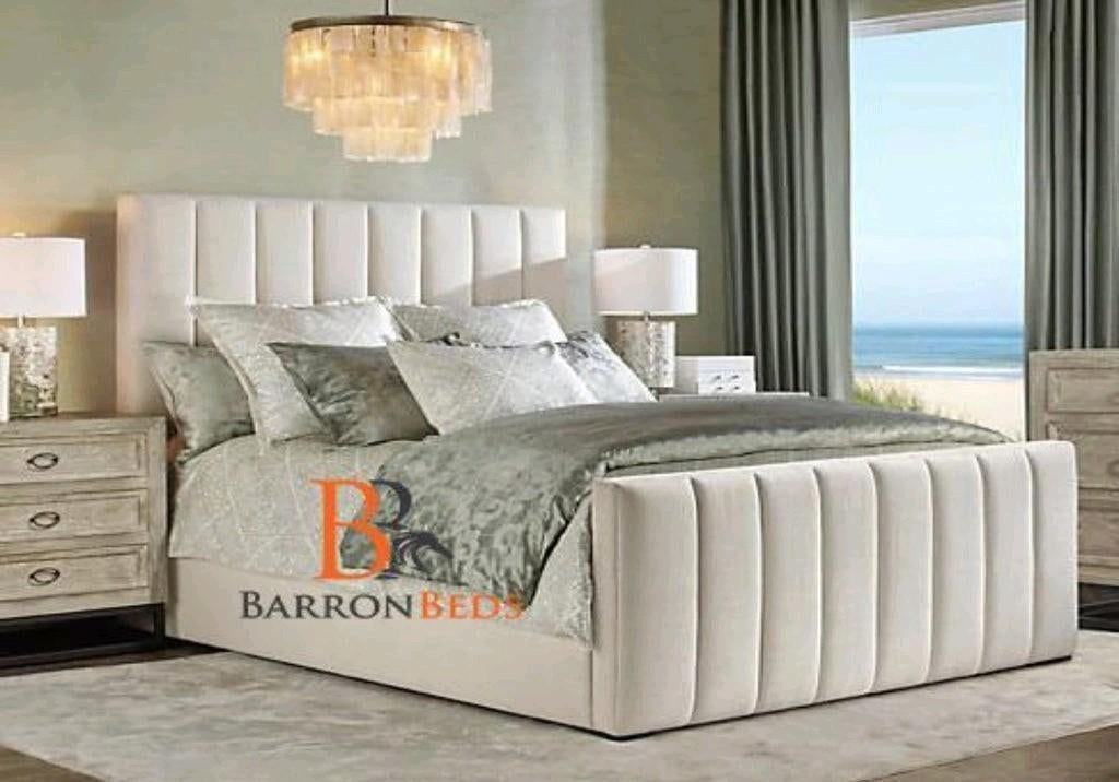 Luxe modern gestoffeerd bed – kingsize bed – als nieuw
    g, Verzenden, Nieuw, Matras