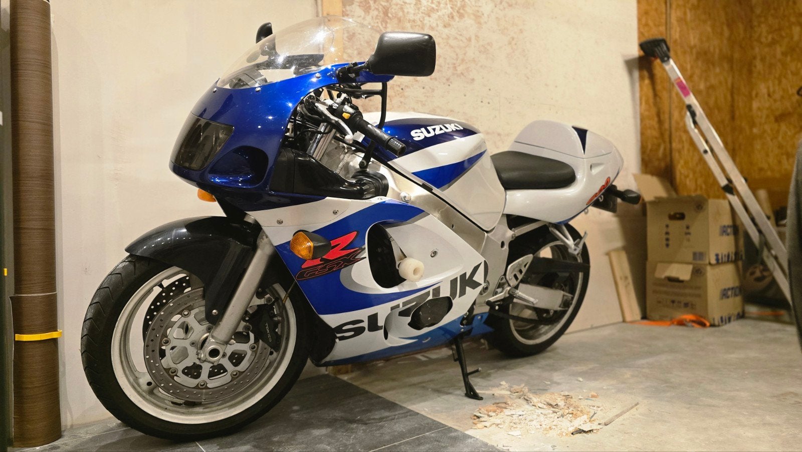 Suzuki GSX-R 600 S-RAD - Sportieve legende, Ophalen