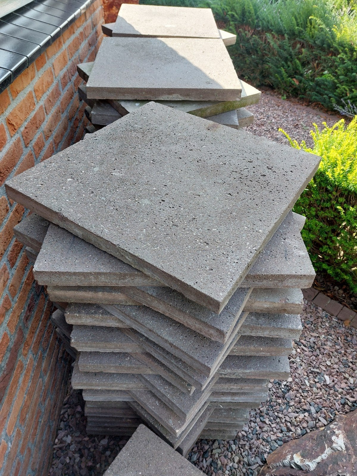 Terrastegels 50x50x4cm - 57 stuks, lichtrood, Tuin en Terras, Gebruikt, Ophalen of Verzenden, 10 m² of meer, Beton