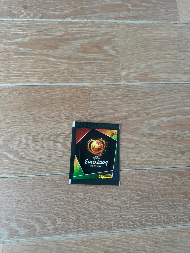Panini Euro 2004 Origineel Dicht Stickerzakje, Ophalen of Verzenden, Nieuw, Sport