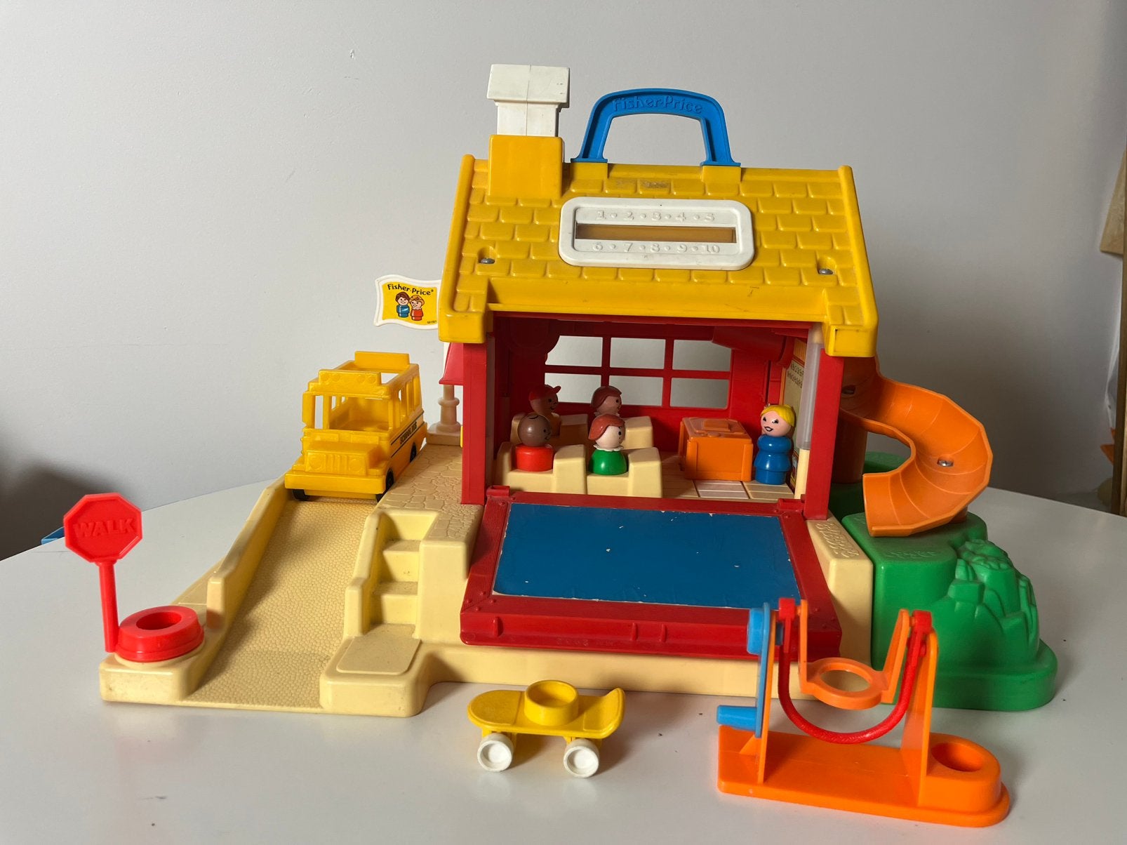 Fisher Price little people play school # 2550, Ophalen of Verzenden, Zo goed als nieuw, Speelset