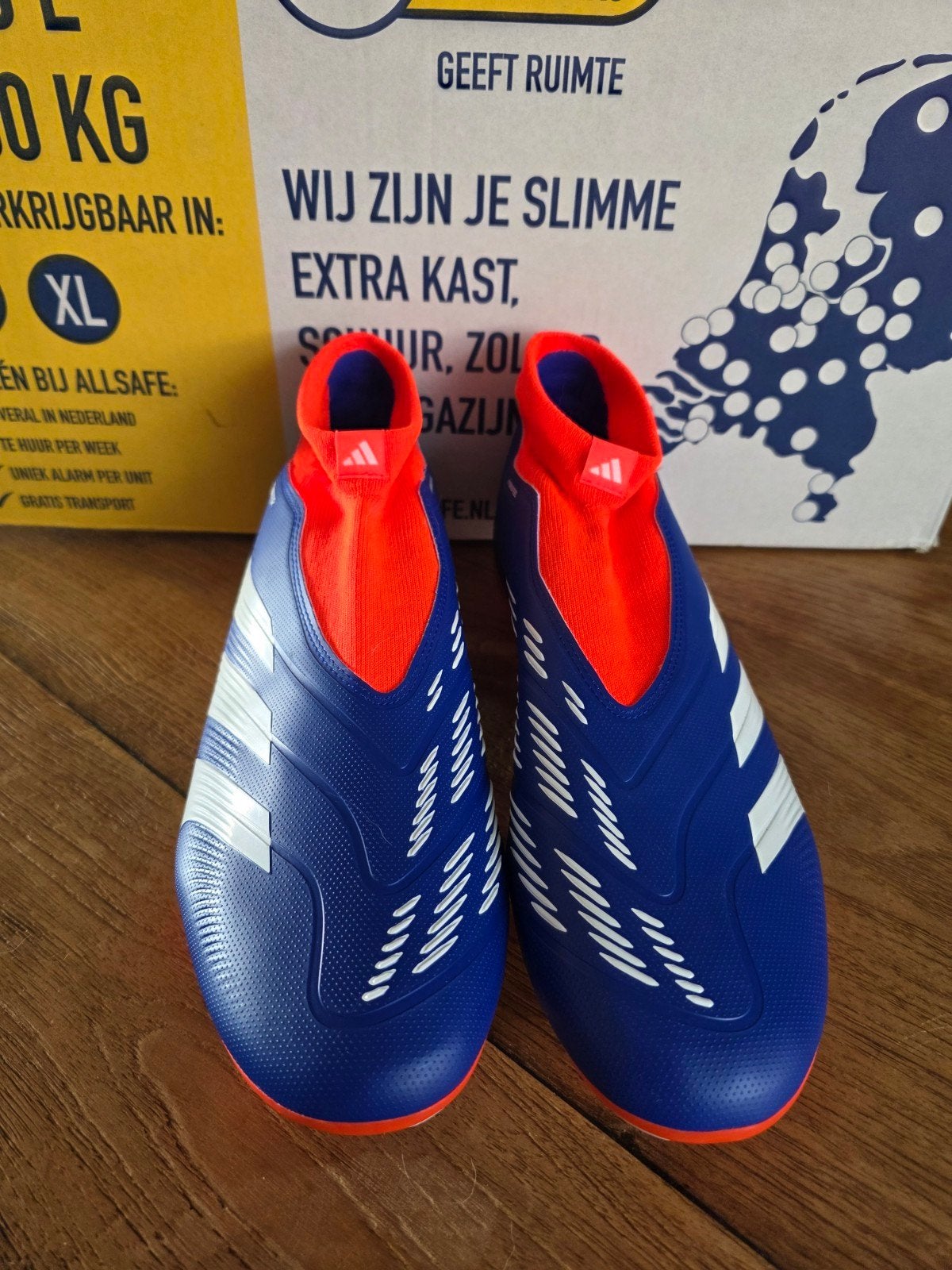 Adidas voetbalschoenen mt 47 1/3 **NIEUW**, Maat XS of kleiner, Ophalen of Verzenden, Nieuw, Schoenen
