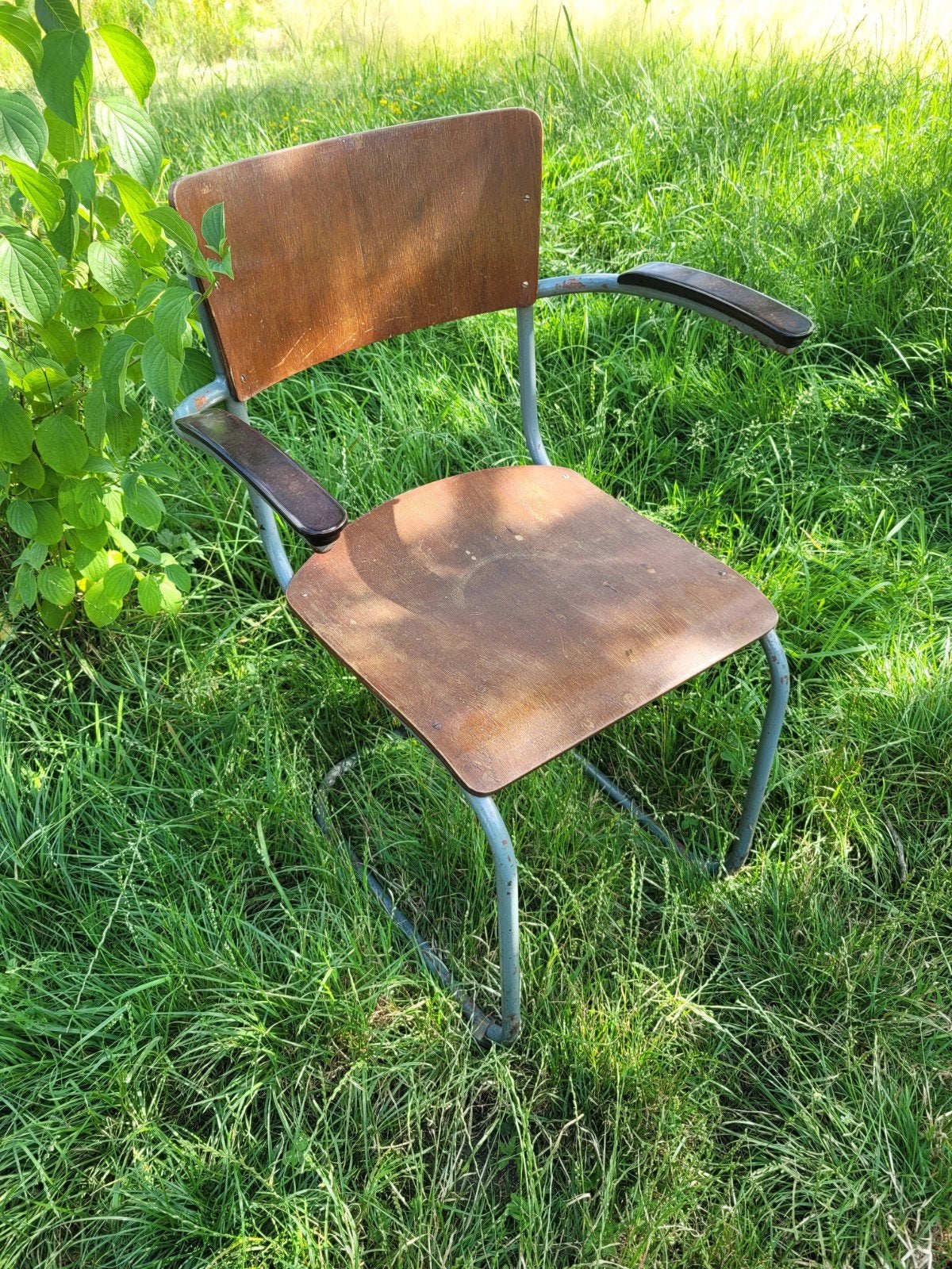 Vintage BUROSTOEL / Schoolstoel met armleuningen, Antiek en Kunst, Ophalen