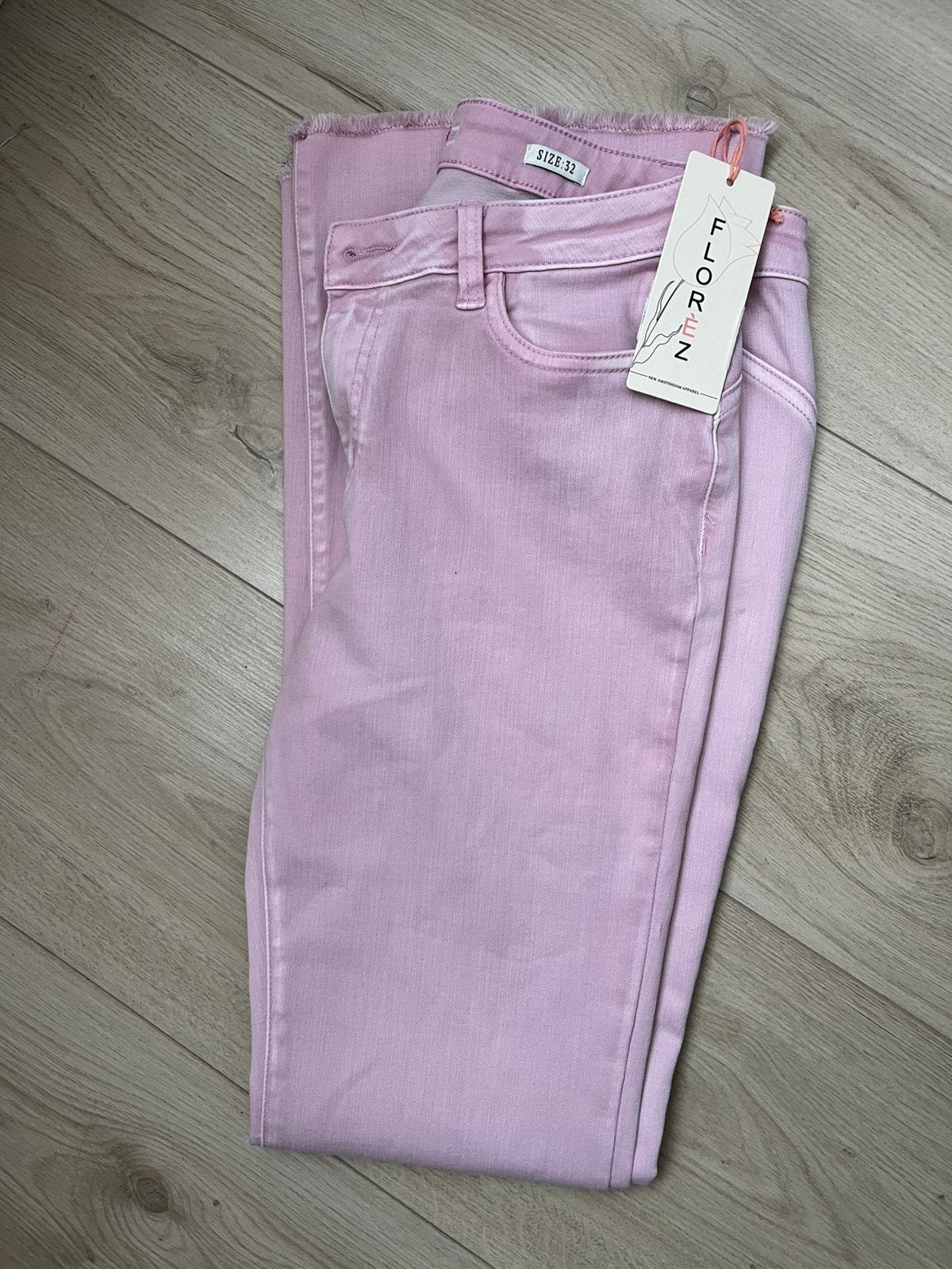 Jeans florez nieuw met prijskaartje maat 32, Ophalen of Verzenden, Nieuw, Overige kleuren, W30 - W32 (confectie 38/40)
