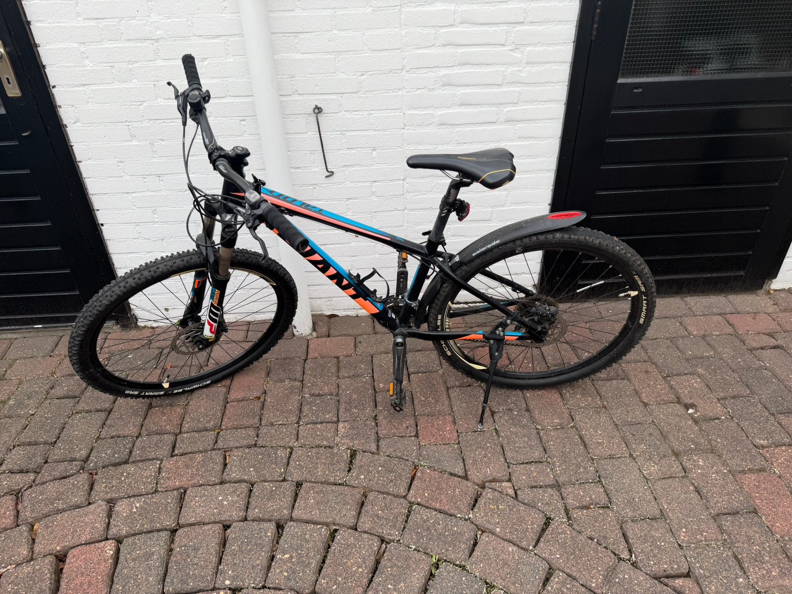 Giant Talon 27,5 zwart blauw oranje, Fietsen en Brommers, Fietsen | Crossfietsen en BMX, Ophalen, Zo goed als nieuw, Aluminium