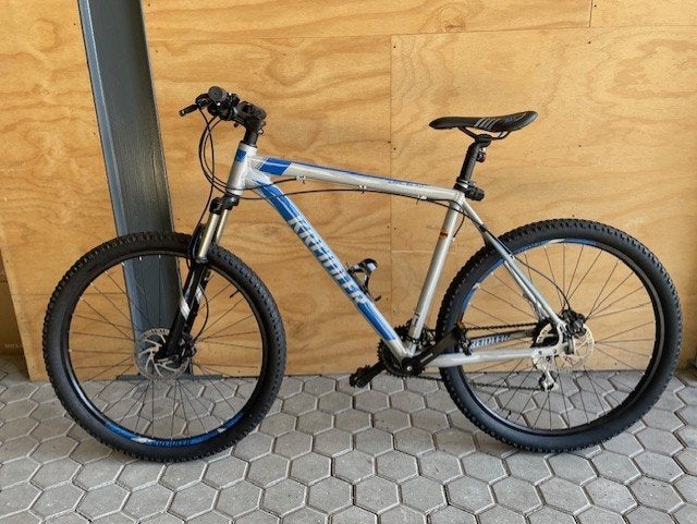 KREIDLER mountainbike 27.5 Inch zilver met blauw NIEUWSTAAT!, 49 tot 53 cm, Zo goed als nieuw, Schijfrem, Ophalen