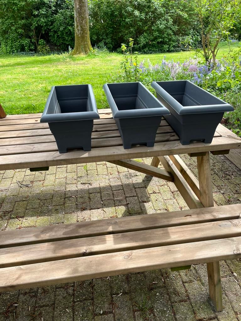 Elho antraciet kunststofbloembak met pootjes, Ophalen, Kunststof, Minder dan 30 cm, Zo goed als nieuw