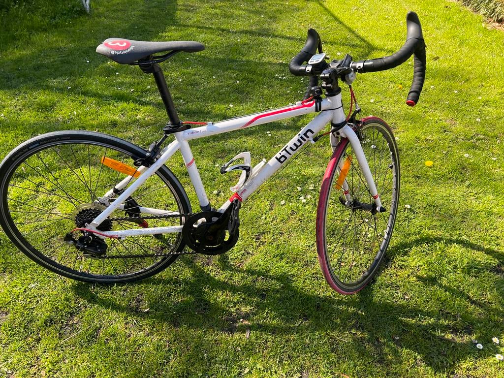 B'twin Triban 3 Junior racefiets - Ideaal voor jonge fietser, Fietsen en Brommers, Fietsen | Racefietsen, Minder dan 10 versnellingen