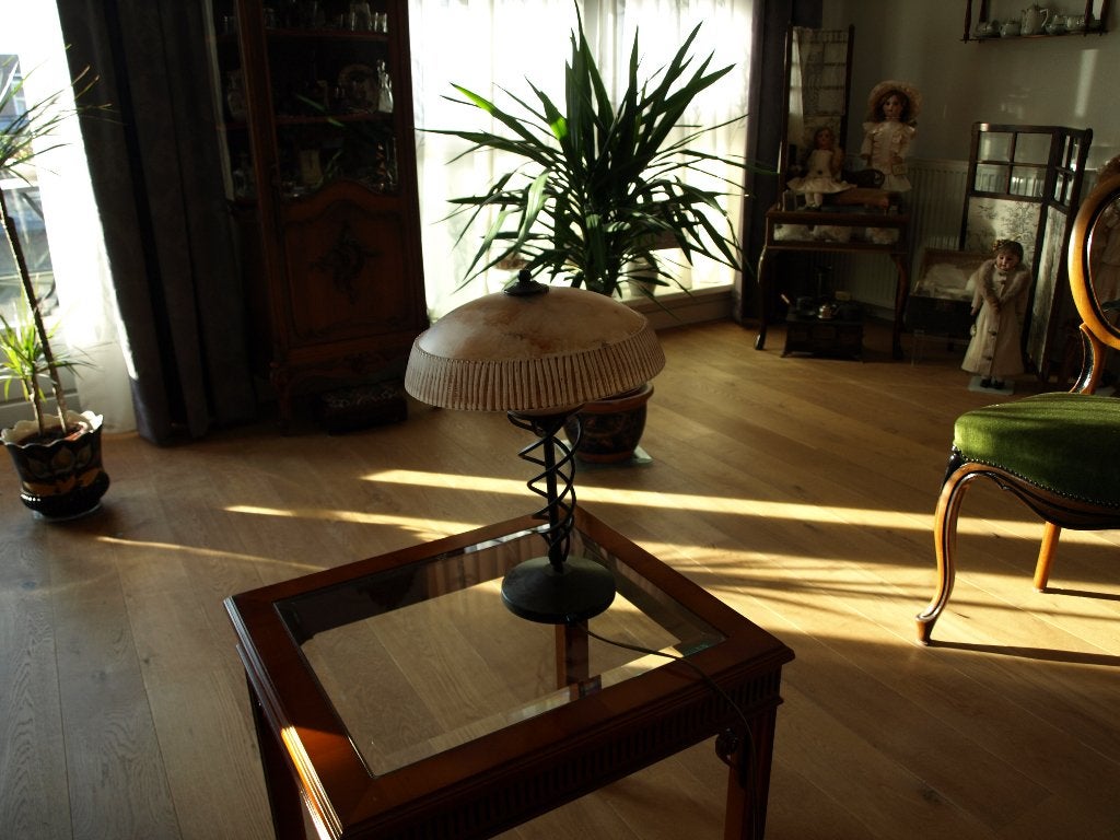 TAFEL LAMP GEMARMERD GLAS BRONSKLEURIGE GEDRAAIDE VOET, Ophalen of Verzenden, Glas