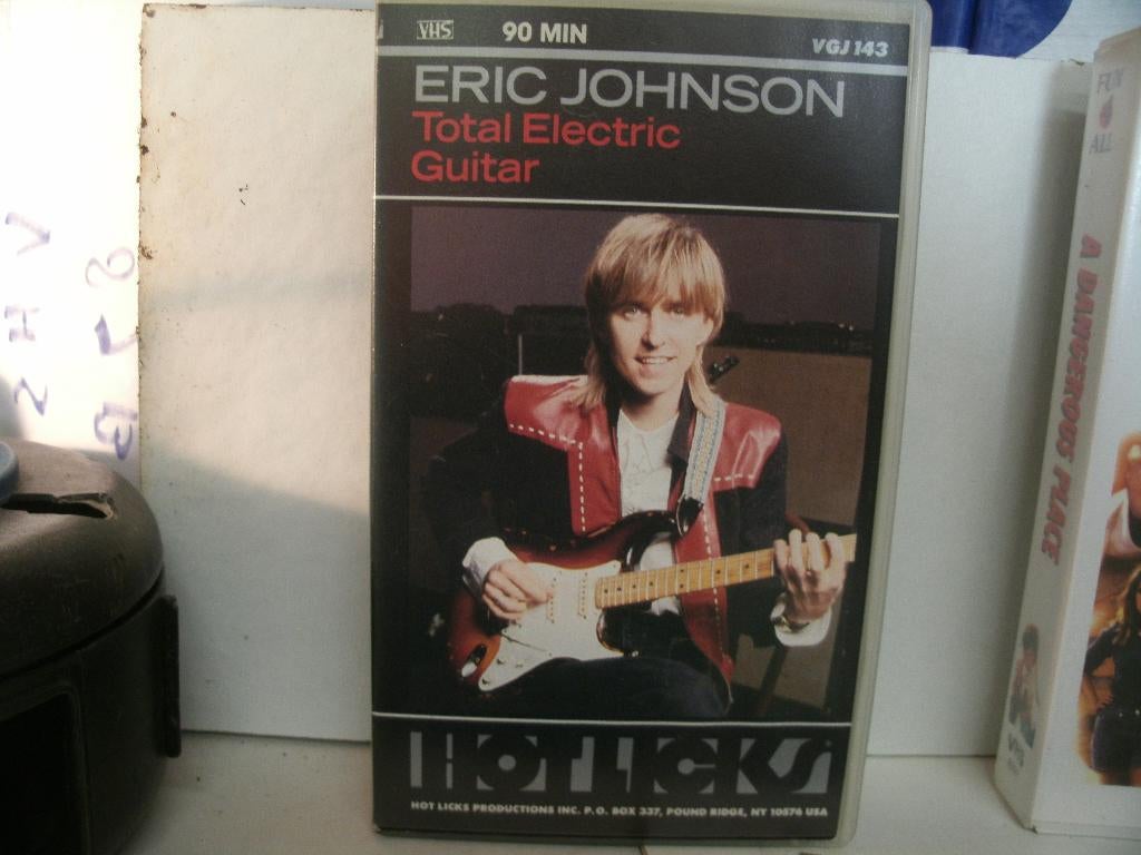 vhs 193b erikl johnson total electric guitar, Alle leeftijden, Ophalen of Verzenden, Gebruikt, Actie en Avontuur