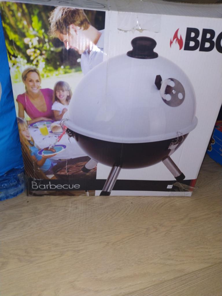 Compacte BBQ voor gezellige momenten, Tuin en Terras, Barbecue-accessoires, Nieuw, Ophalen