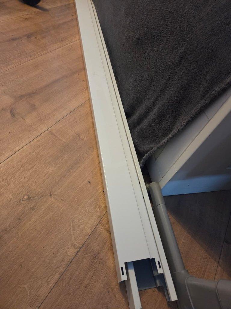 BERKVENS Berdo RZ  RAL 9010 211,5 cm, muurdikte 70mm, Ophalen, Binnendeur, Nieuw, Metaal