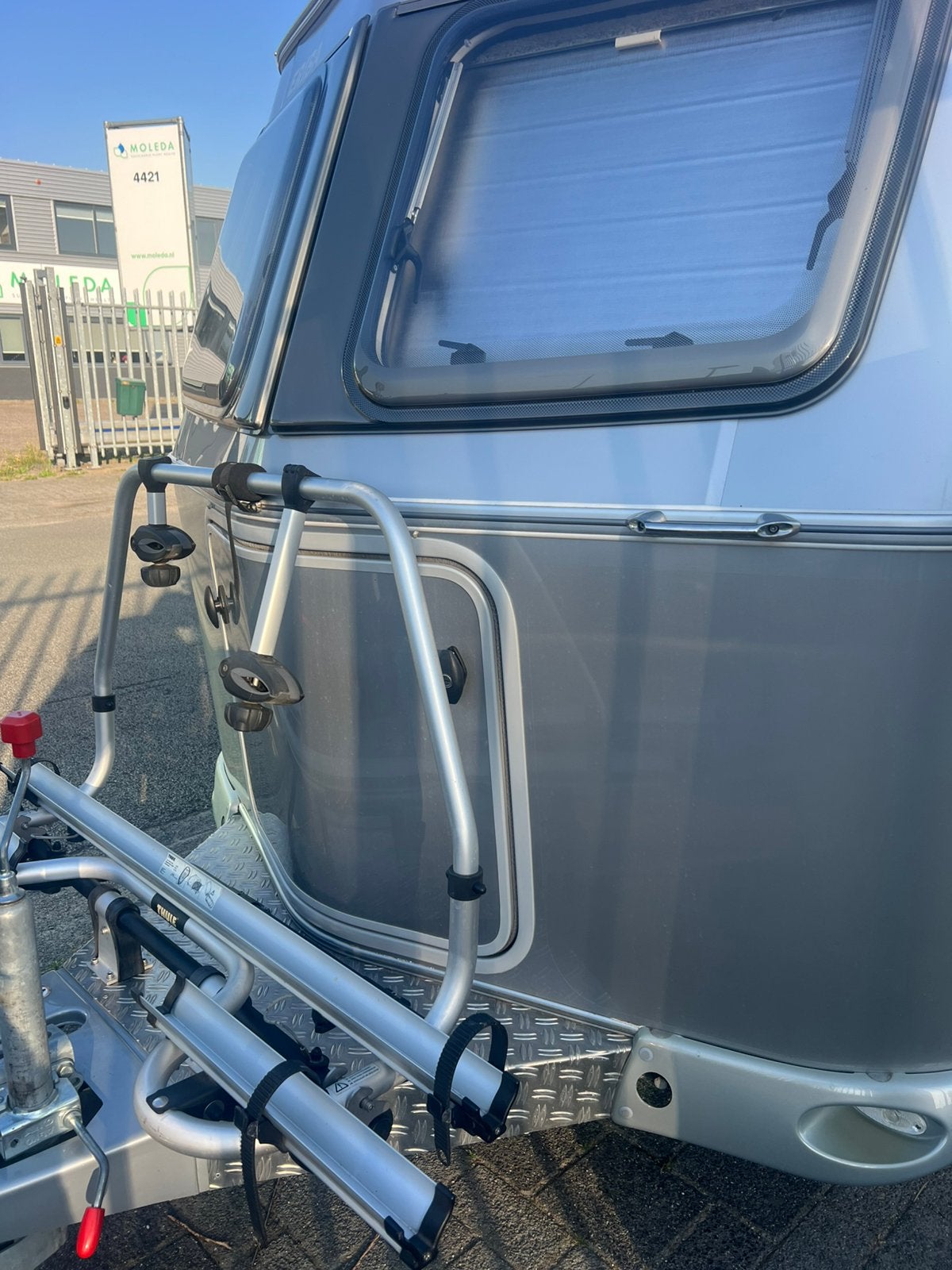 Eriba Touring 430 Silver edition 2017, Treinzit, 750 - 1000 kg, Particulier, 4 tot 5 meter