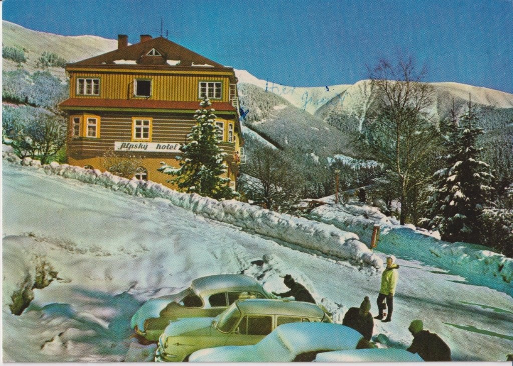 Tsjechie Spindleruv Mlyn met auto's , Skoda 1000MB, Ophalen of Verzenden, 1960 tot 1980, Gelopen, Overig Europa