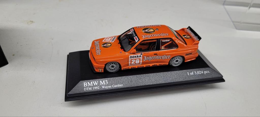 Minichamps 1992 BMW M3 E30 DTM Jagermeister Team Linder, Hobby en Vrije tijd, Modelauto's | 1:43, Ophalen of Verzenden, Zo goed als nieuw