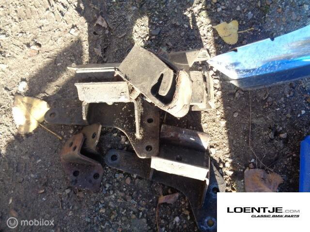 Motorsteun motorsteunen m10 bmw 02 1502 1602 1802 2002, Auto-onderdelen, Motor en Toebehoren, Gebruikt, Ophalen of Verzenden, BMW