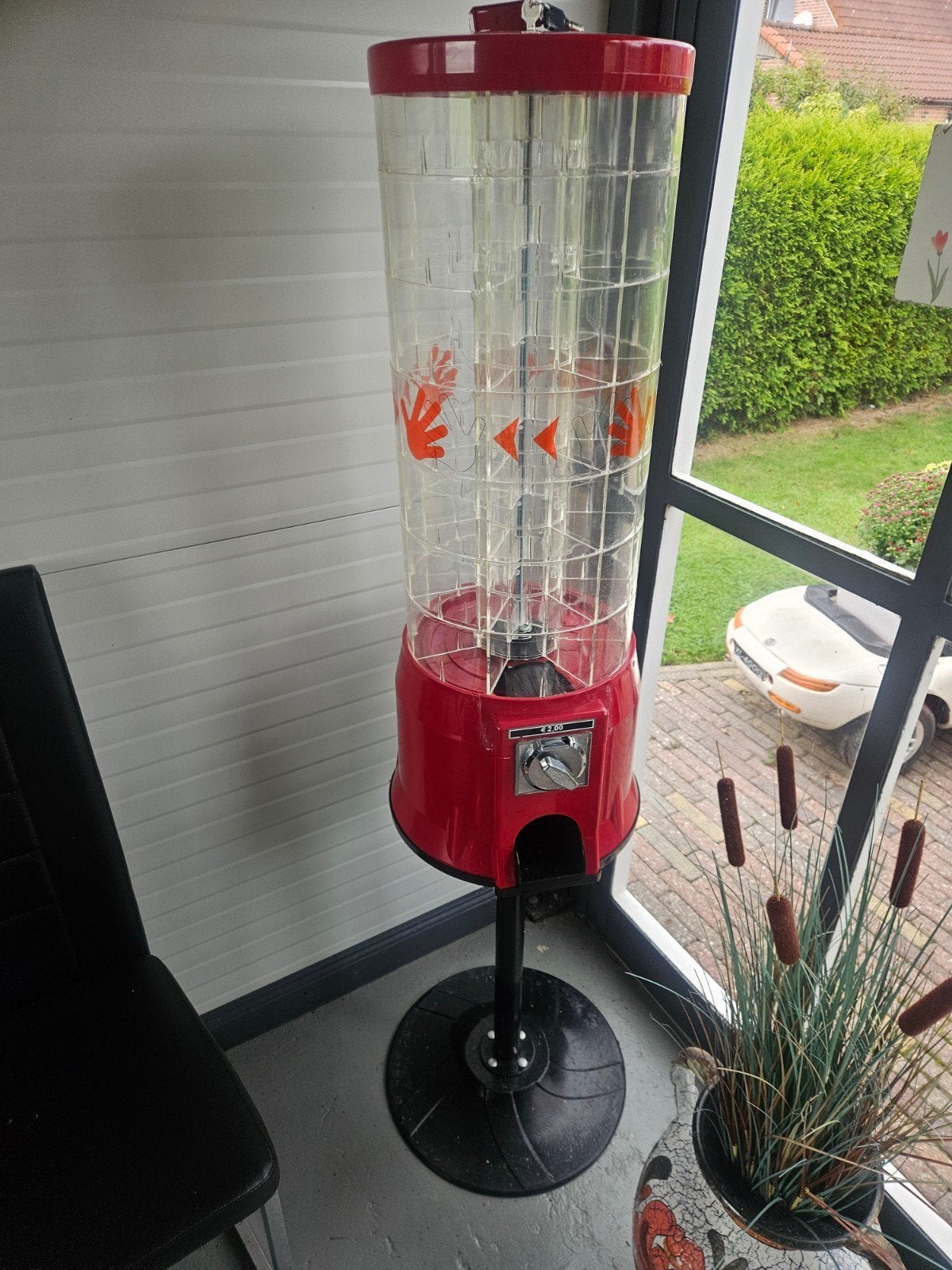 Te Koop. Pringles Automaat., Ophalen, Gebruikt