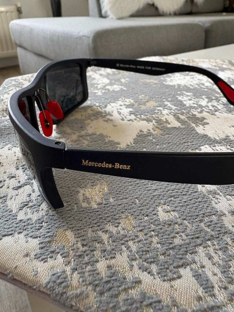 Mercedes-Benz Zonnebril - Stijlvol en Beschermend, Sieraden, Tassen en Uiterlijk, Zonnebrillen en Brillen | Heren, Overige merken