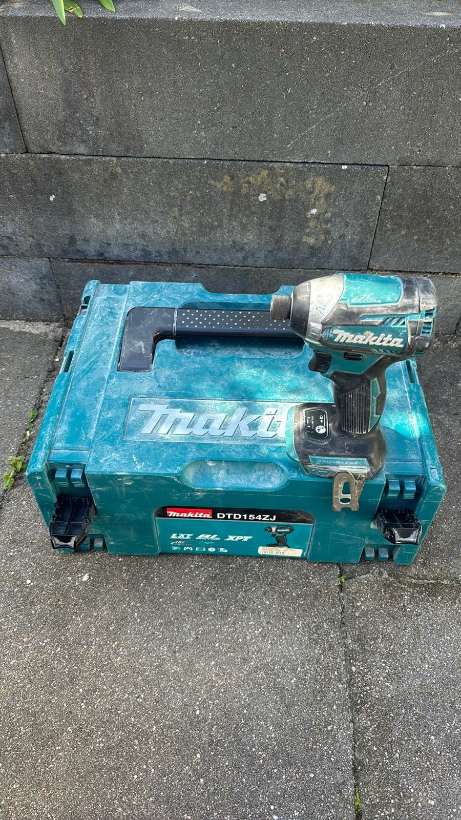 Makita DTD154ZJ Accu Slagschroevendraaier - Gebruikt, Ophalen, Gebruikt, Boor- en Schroefmachine, Variabele snelheid