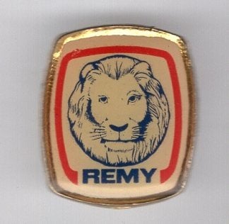 REMY leeuw koper PIN ( BLAD5_548), Verzamelen, Speldjes, Pins en Buttons, Verzenden, Zo goed als nieuw, Figuurtje, Speldje of Pin