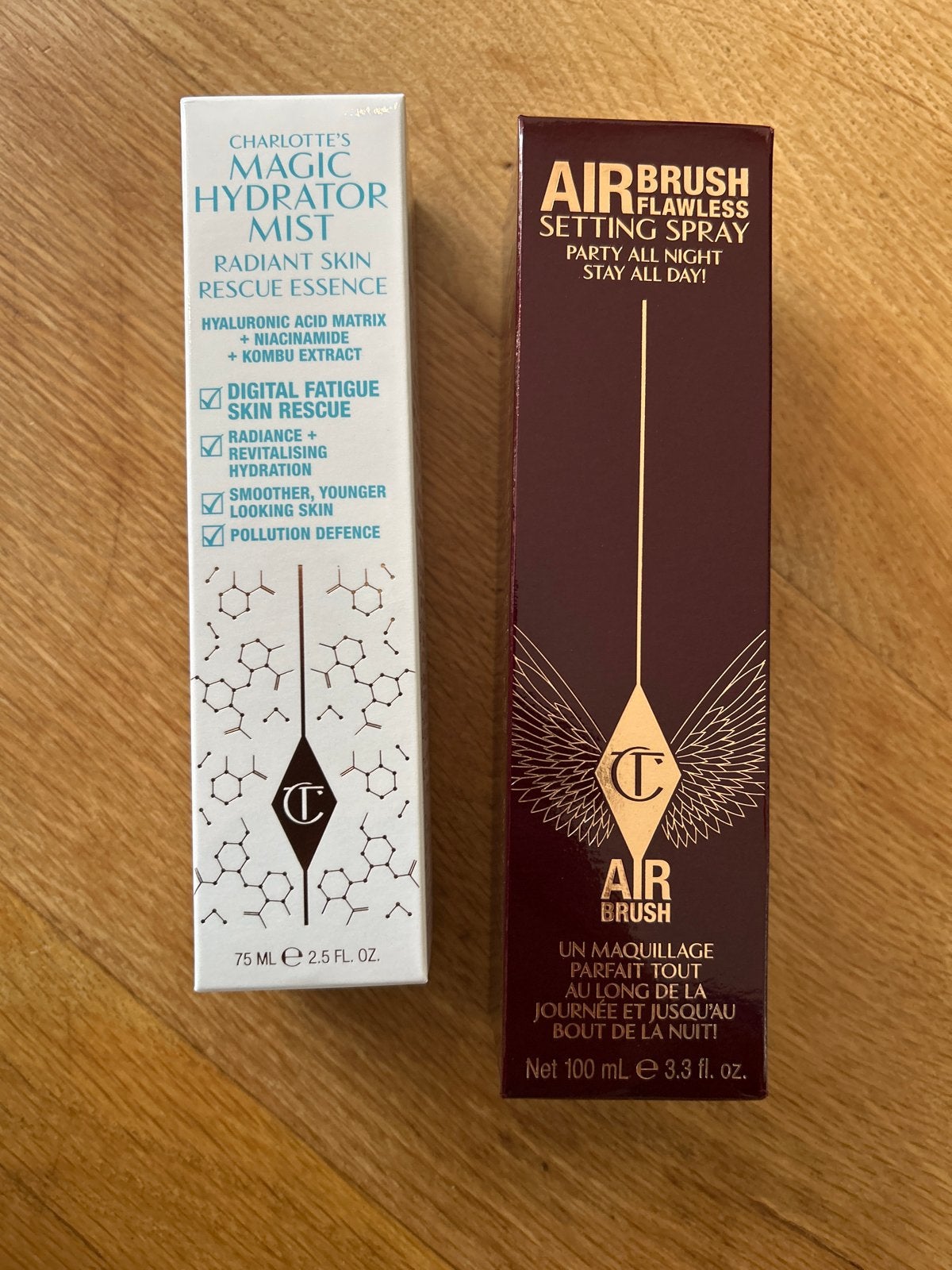 Charlotte Tilbury Magic Hydrator Mist & Airbrush Setting Spr, Overige kleuren, Gehele gezicht, Nieuw, Ophalen of Verzenden