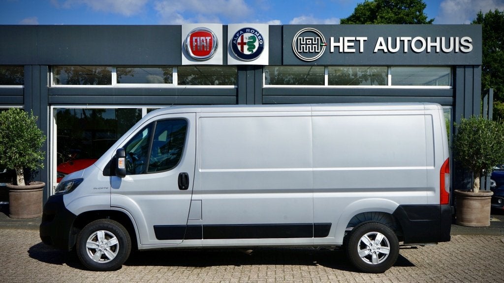 Fiat Ducato 30 2.3 MJ L2H1 Automaat (bj 2020), Auto's, Bestelauto's, 12 maanden, Euro 6, Origineel Nederlands, Bedrijf