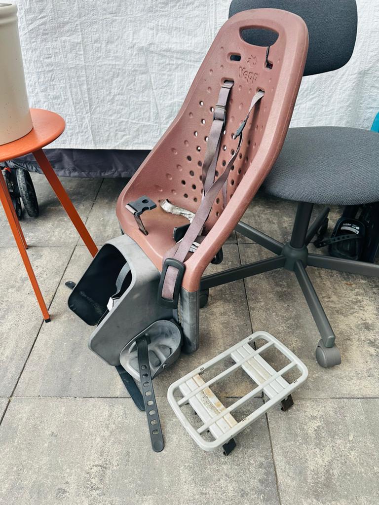 YEPP kinderzitje bruin achter inclusief adapter, Achterzitje, 9 t/m 18 kg, Ophalen of Verzenden, Gebruikt