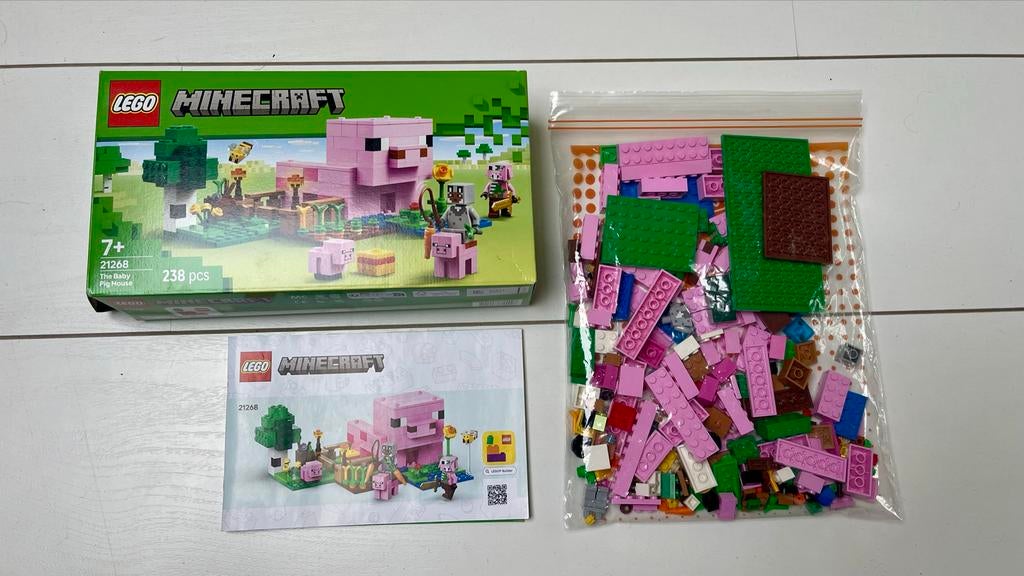 LEGO Minecraft 21268 Het Baby Varkenshuis - Complete Set, Kinderen en Baby's, Speelgoed | Duplo en Lego, Minecraft, Lego, Ophalen of Verzenden