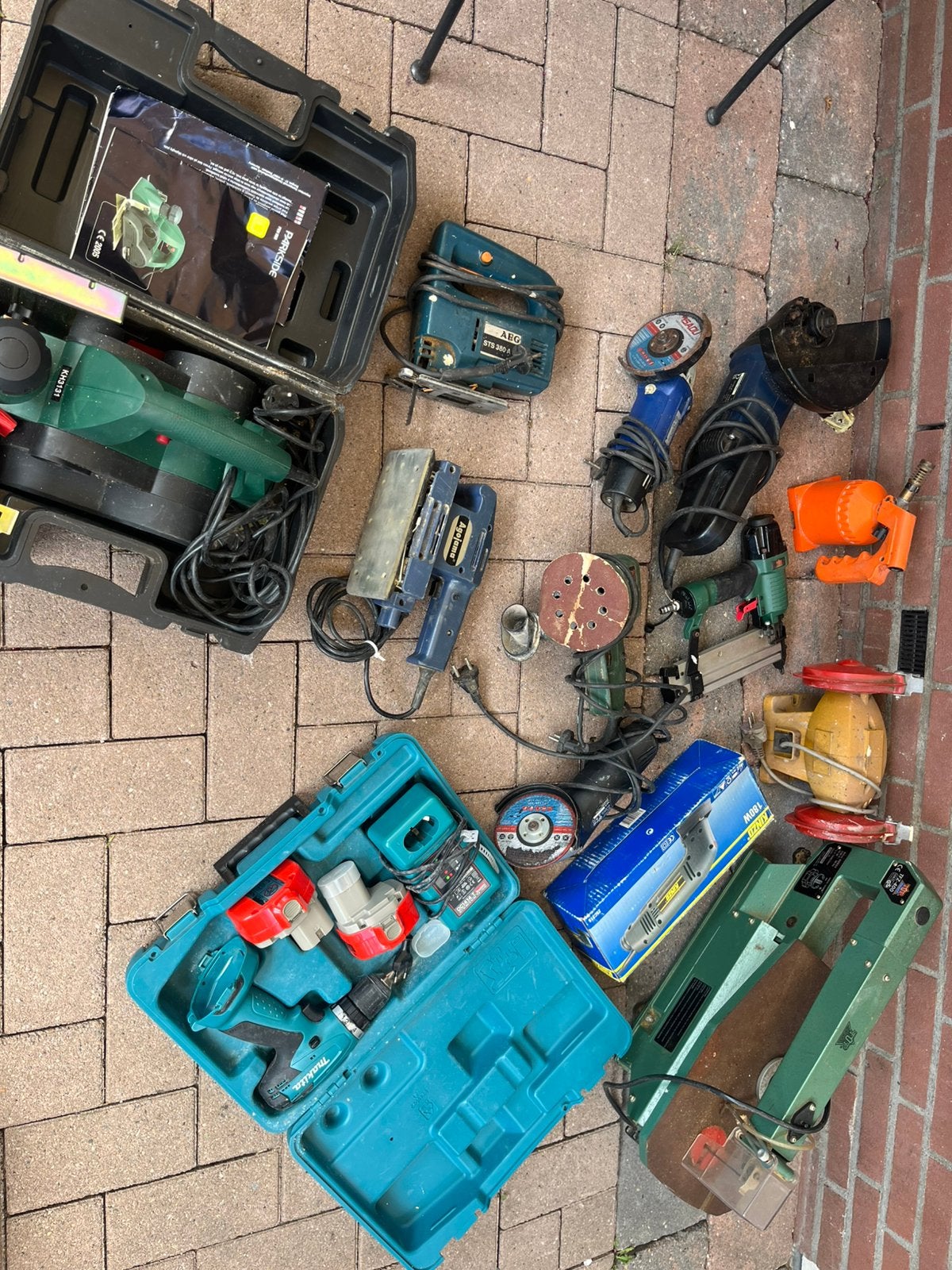 Partij gereedschap machines., Ophalen, Zo goed als nieuw