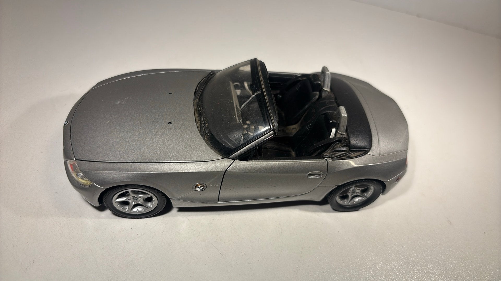 Bmw z4 schuco / welly 1.24, Hobby en Vrije tijd, Overige merken, Ophalen of Verzenden, A, A