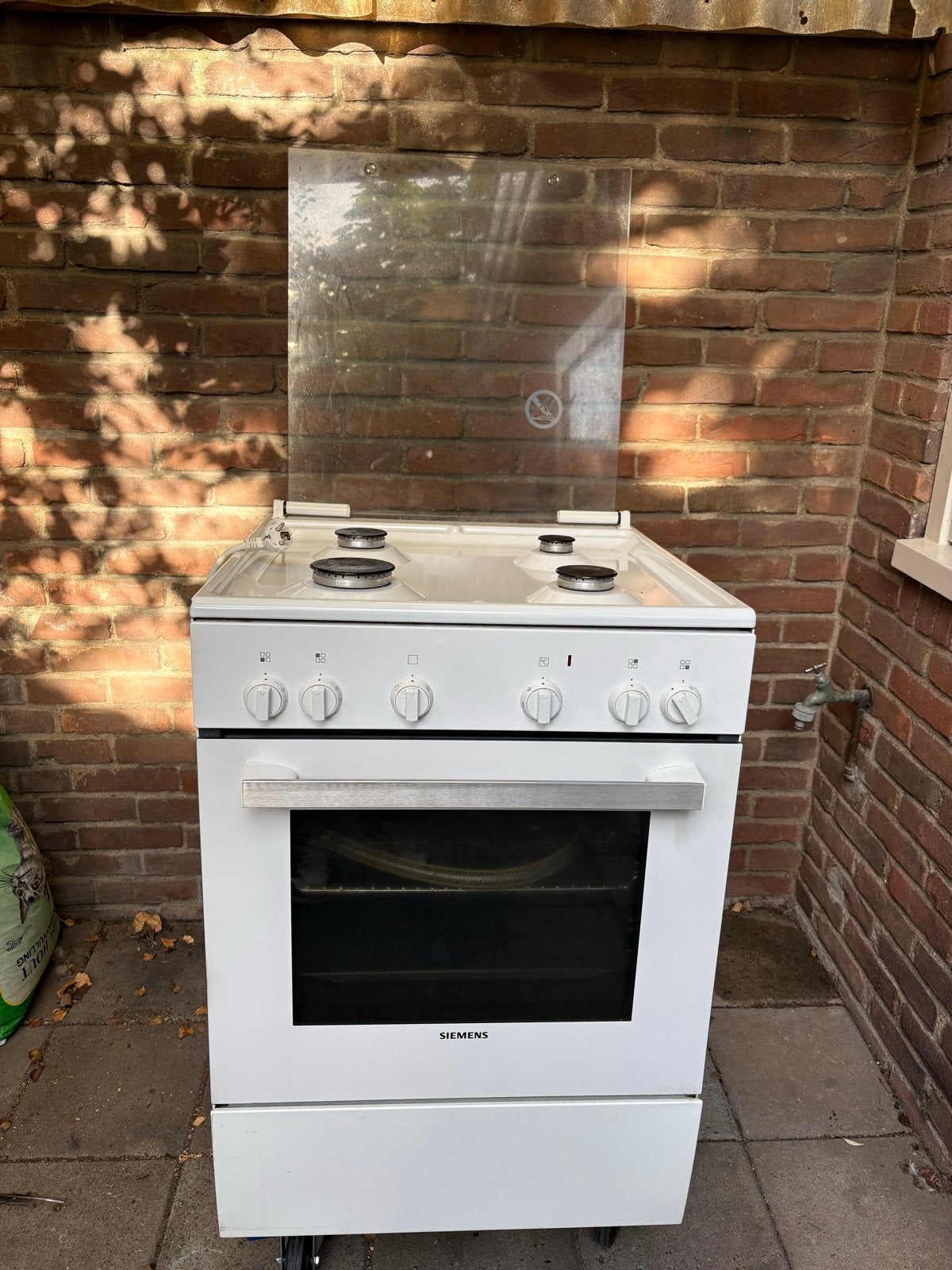 Siemens Vrijstaand Gasfornuis met Oven, Witgoed en Apparatuur, Gebruikt, Gas, 85 tot 90 cm, 4 kookzones
