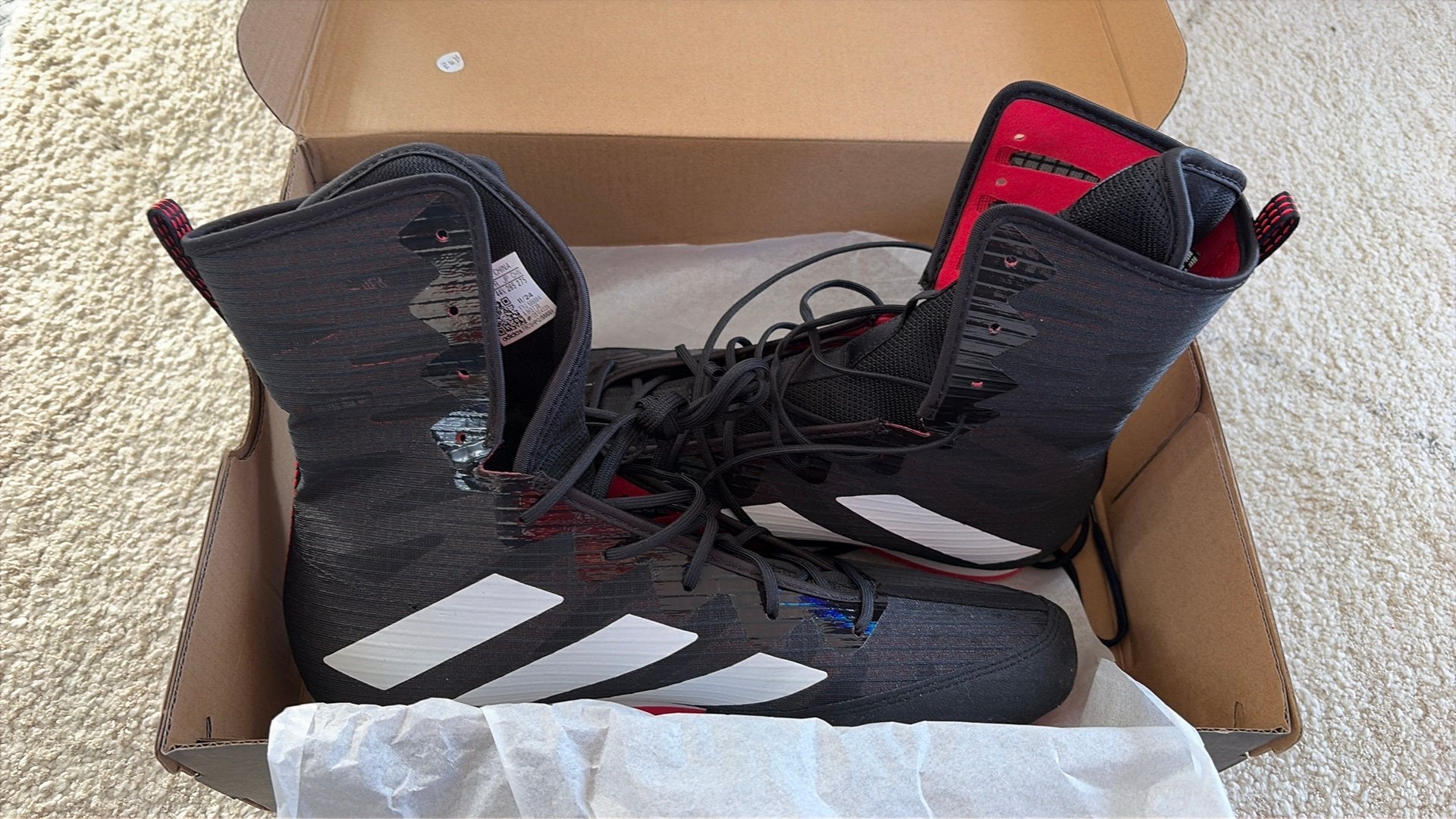 Adidas dames boksschoenen - Nieuw in doos, Ophalen of Verzenden, Nieuw, Boksschoenen