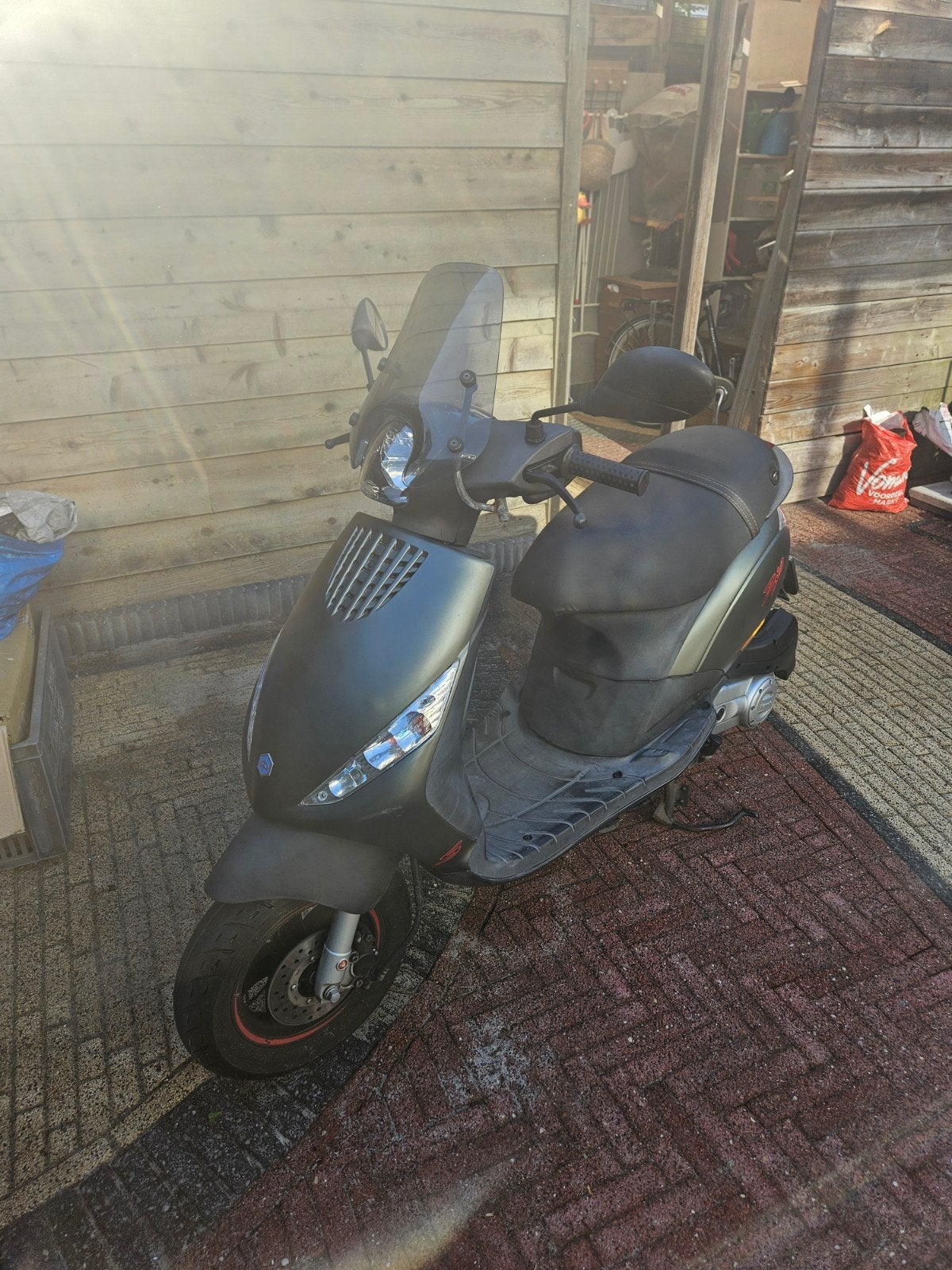 Piaggio Zip - Zomergebruik, complete set accessoires, Ophalen