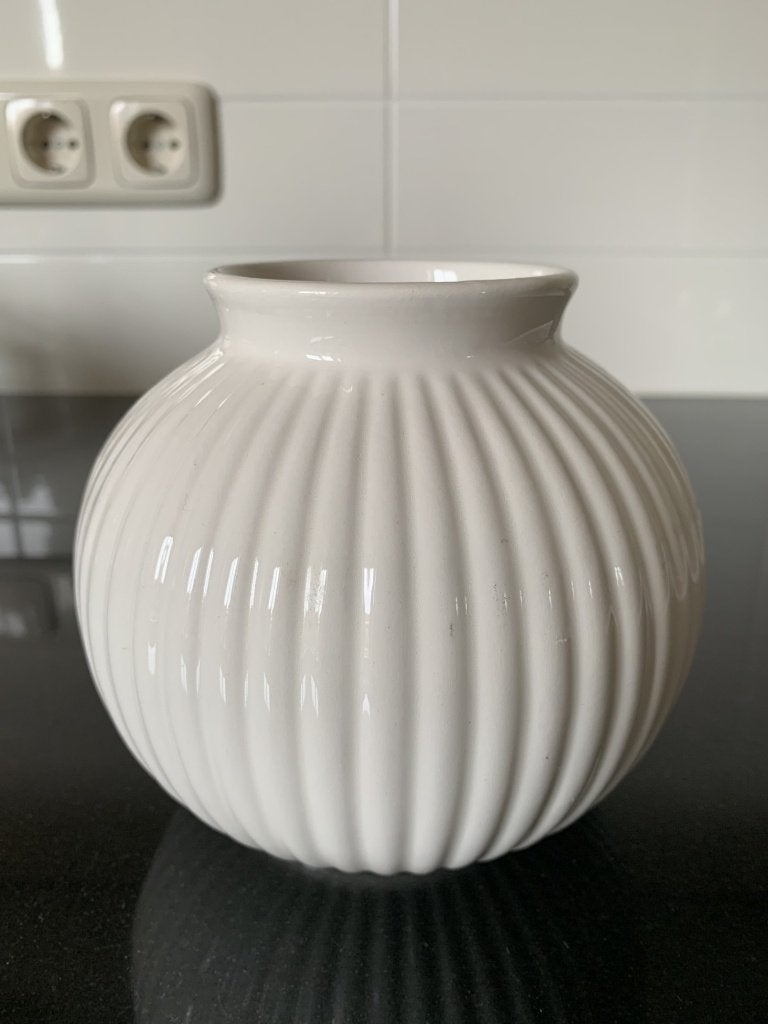 Vaasje creme, Huis en Inrichting, Woonaccessoires | Vazen, Ophalen of Verzenden, Zo goed als nieuw, Overige kleuren