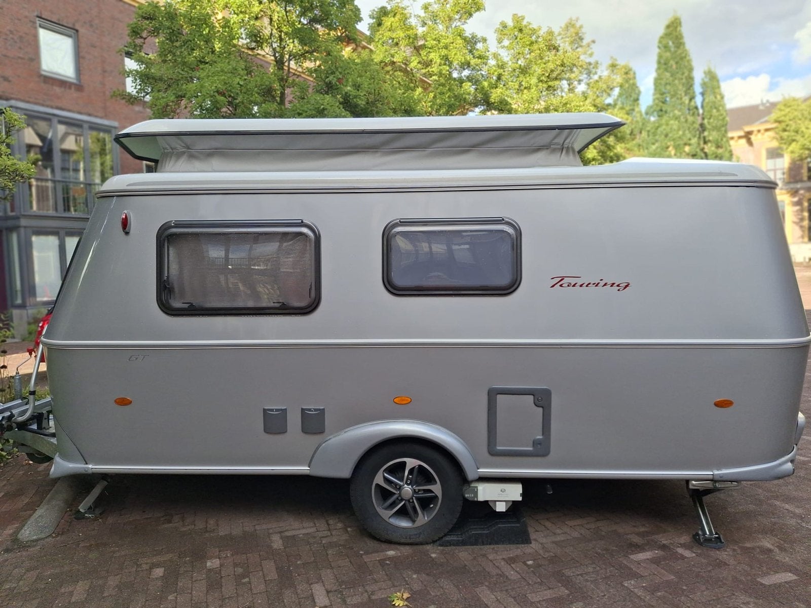 ERIBA TOURING 550 Troll GT, 1e eigenaar, modeljaar 2021, Omvormbare zithoek, Treinzit, Particulier, 4 tot 5 meter